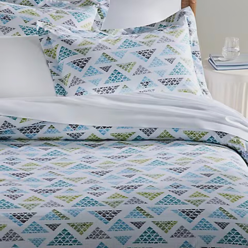 Distinctly Home
Leon Cotton Duvet Cover Set